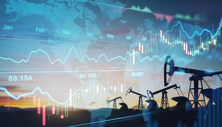 النفط عند أعلى مستوى في 5 أشهر بعد الهجمات الأميركية على إيران