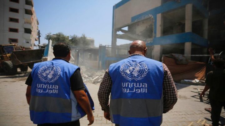 "الأونروا": نواجه عجزا بـ 200 مليون دولار يهدد عملياتنا في جميع مناطق الخدمة