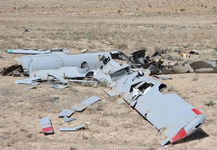 الدفاعات الجوية في محافظة مركزي دمرت طائرة مسيَرة إسرائيلية من طراز "هرمز".