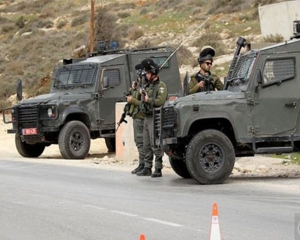 قوات الاحتلال تقتحم قرية المغير شمال شرق رام الله