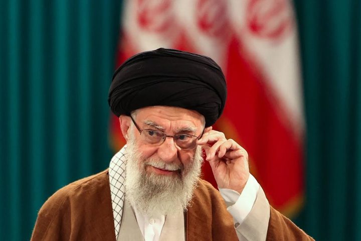 خامنئي: اسرائيل انهارت ووجهنا صفعة محكمة لأميركا