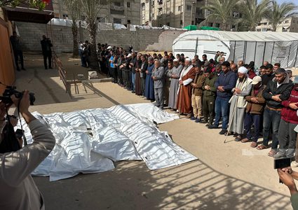 44 شهيدا في غارات وقصف الاحتلال عدة مناطق في قطاع غزة منذ فجر اليوم