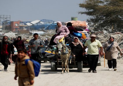 جيش الاحتلال يصدر أوامر إخلاء جديدة.. وقصف متواصل بقطاع غزة