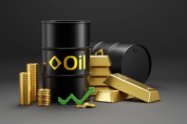 تراجع أسعار النفط وانخفاض الذهب
