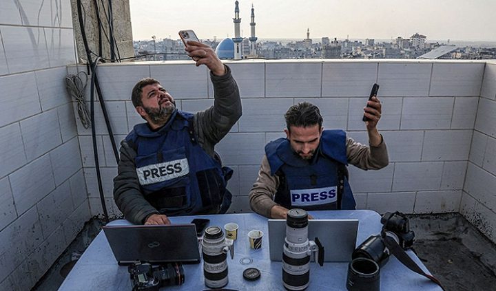 خسائره تتجاوز 700 مليون دولار.. الاحتلال يدمر قطاع الاتصالات في غزة
