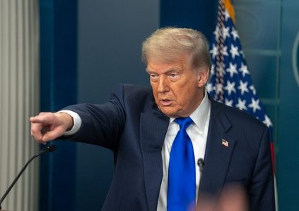 ترامب: البنتاغون والـ"FBI" يحققان في تسريب تقارير الضربات على إيران