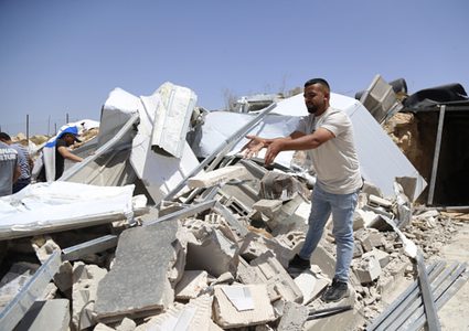 الاحتلال يهدم منزلا ودفيئات زراعية في ضاحية شويكة شمال طولكرم