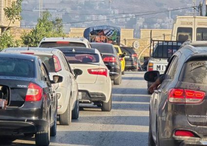 الاحتلال يغلق حاجزي بيت فوريك شرق نابلس وعورتا جنوبا