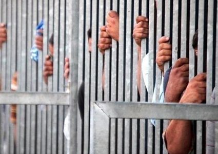 هيئة الأسرى: أوضاع قاسية ومهينة يعانيها الأسرى في سجن "عوفر"