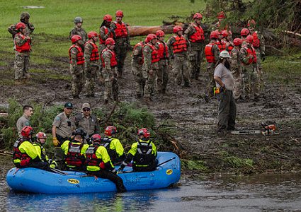 أكثر من 100 قتيل وعشرات المفقودين في فيضانات تكساس مدمرة
