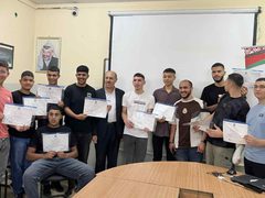 تخريج دورة صناعة المحتوى الرقمي لليافعين في مركز يافا في مخيم بلاطة