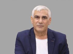 محكمة عوفر تنظر اليوم في قضية مواصلة احتجاز الصحفي ناصر اللحام