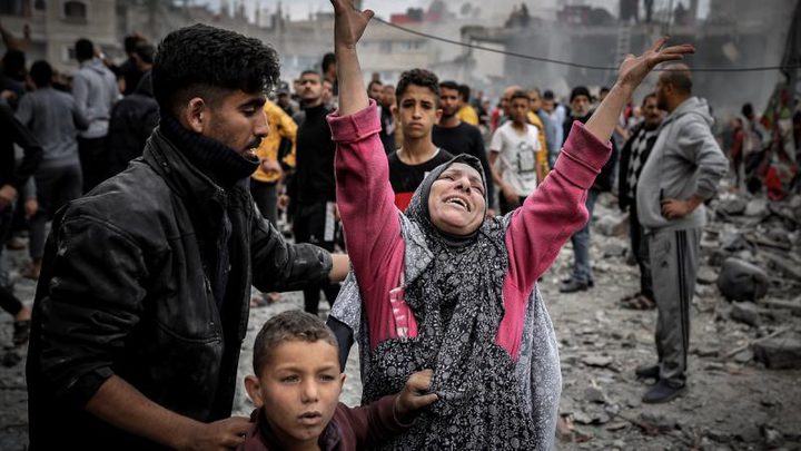 10 شهداء وإصابة أكثر من 60 آخرين من منتظري المساعدات في رفح
