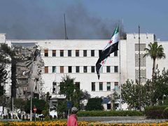 صحيفة فرنسية: لهذا قصفت إسرائيل دمشق