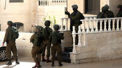 قوات الاحتلال تقتحم وادي الفارعة وتحاصر منزلا