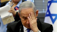 نقل نتنياهو إلى المشفى إثر تناوله طعامًا فاسداً