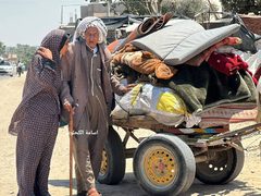 مشاهد اخلاء عدة احياء جنوب دير البلح