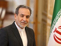 ترامب يهدد بقصف جديد لإيران وطهران تتمسك بالتخصيب رغم الدمار