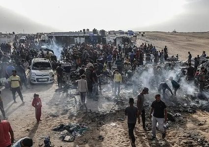 14 شهيدًا و25 مصابًا في قصف إسرائيلي استهدف خيام النازحين بمخيم الشاطئ غرب غزة