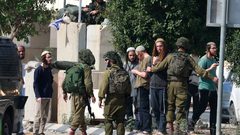 الاحتلال يداهم المغير عقب ادعاء مستوطن بتعرضه لاعتداء من مواطنة فلسطينية