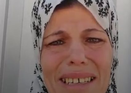 "فكّرت جعفر نايم... لقيته مقطّع!".. أم فقدت ابنها والموت يهدد الآخر