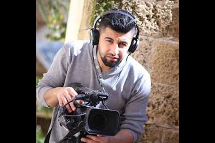 استشهاد الصحفي آدم أبو هربيد بقصف خيمته وسط مدينة غزة