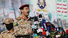 الحوثيون: سنستهدف أي سفن لشركات تتعامل مع الموانئ الإسرائيلية