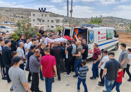 سلواد تودع شهيدها خميس عياد