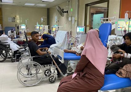 ١٣ جريحا فلسطينيا يصلون الى اسبانيا لتلقي العلاج