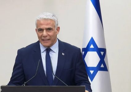 لابيد: معظم الإسرائيليين لا يثقون بالقيادة ويجب إنهاء الحرب