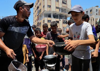 3 شهداء ومصابون في قصف استهدف عناصر تأمين المساعدات في غزة ورفح