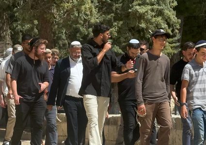 1251 مستوطنًا يقتحمون الأقصى بقيادة المتطرف بن غفير في ذكرى "خراب الهيكل"