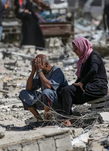 عشرات الشهداء والجرحى في القطاع بالرصاص والجوع في اليوم 141 لعودة الحرب