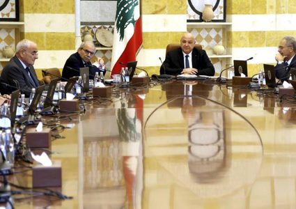 الحكومة اللبنانية تكلف الجيش بخطة لحصر السلاح قبل نهاية العام