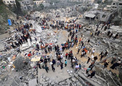 عشرات الشهداء وتهديدات بتوسيع العدوان في اليوم 142 لعودة الحرب