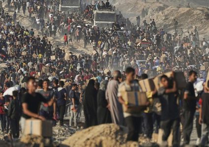 عشرات الشهداء اغلبهم قرب مراكز المساعدات الأمريكية في اليوم 143 لعودة الحرب