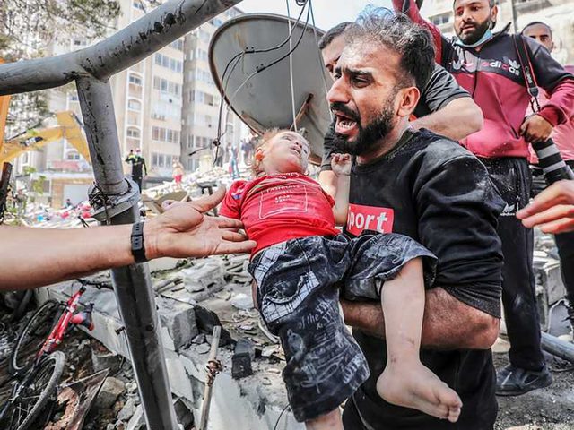في اليوم الـ144 من الحرب.. مجازر الاحتلال مستمرة وارتفاع مروع في شهداء المجاعة