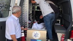 الاحتلال يسلم جثمان الشهيد عودة الهذالين في يطا