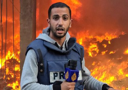 استشهاد الصحفيين أنس الشريف ومحمد قريق باستهداف خيمة للصحفيين أمام مستشفى الشفاء