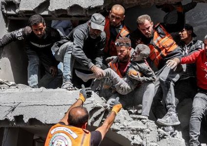 اليوم 147 على عودة الحرب.. عشرات الشهداء والجرحى وارتفاع ضحايا الجوع في غزة