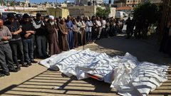 61 شهيدًا و363 مصابًا في غزة خلال 24 ساعة