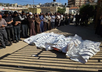 61 شهيدًا و363 مصابًا في غزة خلال 24 ساعة