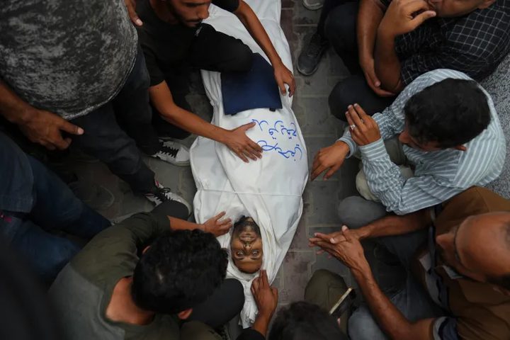 الامم المتحدة تدين جريمة اغتيال اسرائيل ل ٦ صحفيين في غزة