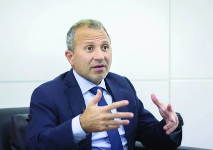 وزير الخارجية اللبناني الأسبق: وظيفة سلاح حزب الله سقطت