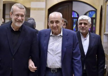 بري مع وصول لاريجاني لبيروت: "إيران دولة صديقة.. وحزب الله لم ينته"!