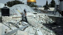 الاحتلال يجبر مقدسيا على هدم جزء كبير من منزله في سلوان