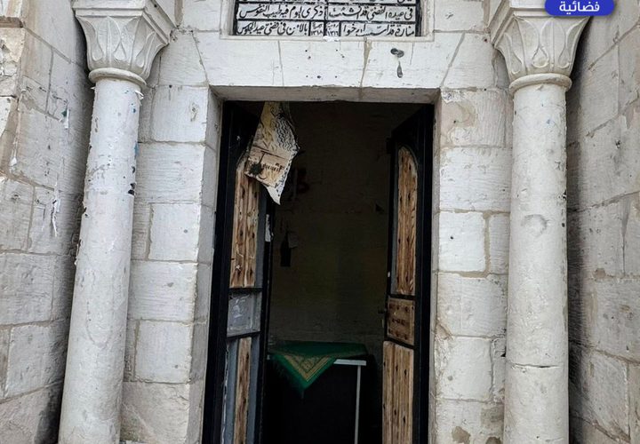 آثار اقتحام شارع النصر بالبلدة القديمة بنابلس وتحطيم صروح وملصقات الشهداء واقتحام وتخريب زاوية الشيخ نظمي.