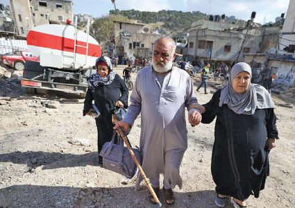 ضغوط دولية وإسرائيلية على الفلسطينيين قبل عودة النازحين إلى مخيمات شمال الضفة