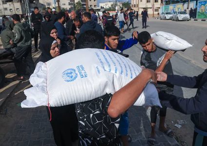 الأونروا: مليون امرأة وفتاة في غزة يواجهن التجويع والعنف