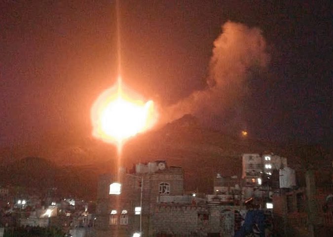 غارات إسرائيلية تستهدف محطة كهرباء حزيز جنوب صنعاء